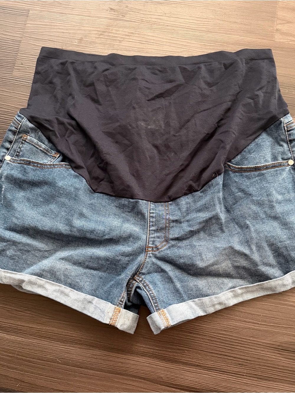 Time and Tru Maternity High-Waist Denim Shorts Plus Size 2X (20)